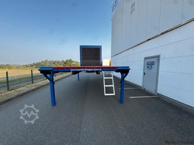 Výměnný návěs KRONE Baustoff-Flat