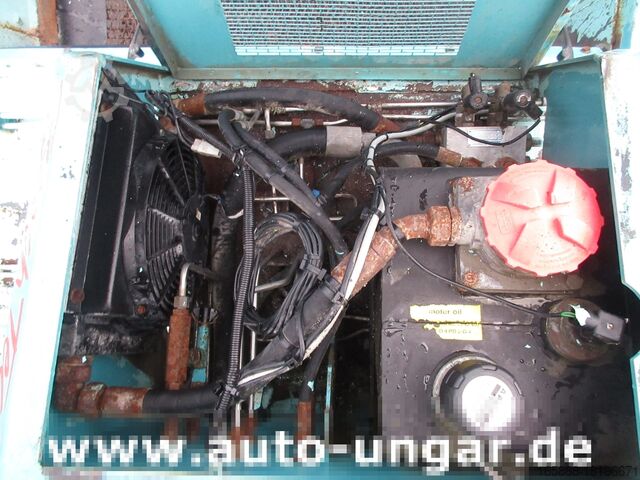 Gemeentelijk voertuig Kässbohrer BeachTech STR 2000 BeachCleaner