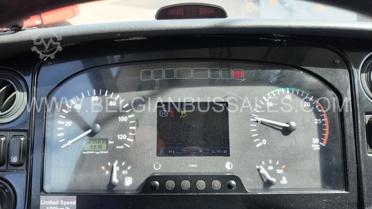 Coach Irizar I6 S 14.37 / lift