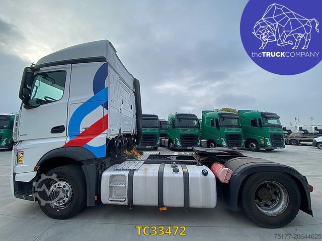 Standard-SZM Mercedes-Benz Actros 1945