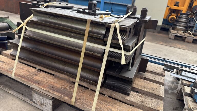 Máquina de dobragem de tubos Lang Maschinenbau EL-HY168F CNC