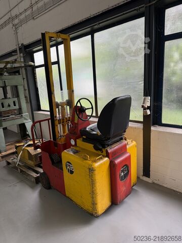 Vorkheftruck Peg F1040 EB