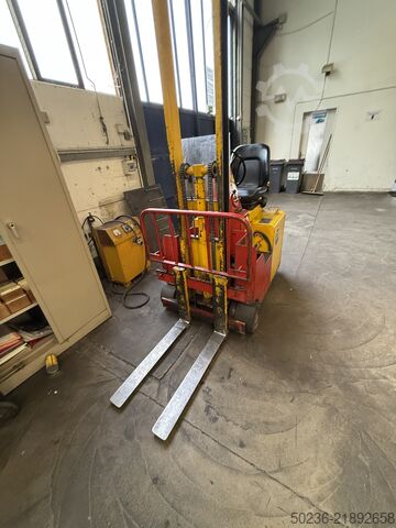 Vorkheftruck Peg F1040 EB