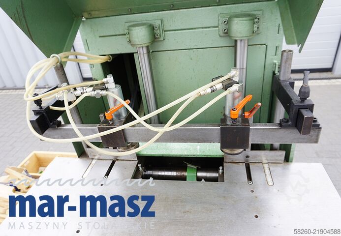 Profile milling machine for corner cuts Bäuerle PM250