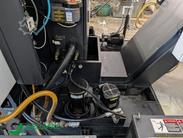 κατακόρυφο κέντρο κατεργασίας DOOSAN VC 3600