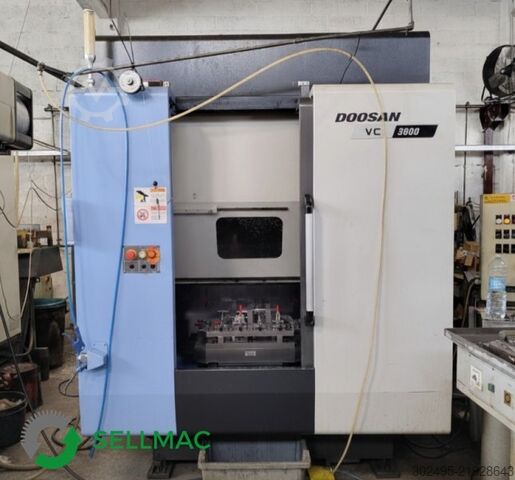 κατακόρυφο κέντρο κατεργασίας DOOSAN VC 3600