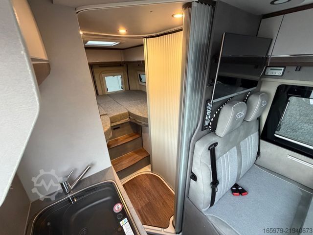 Camper van PÖSSL Summit 640 R