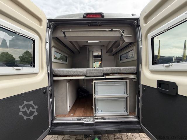 Camper van PÖSSL Summit 640 R
