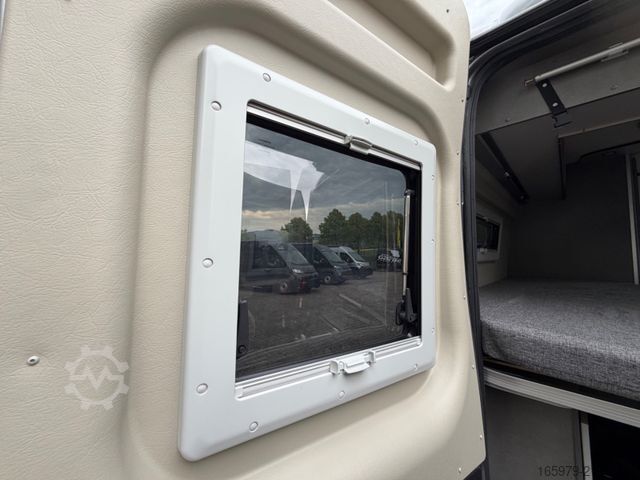 Camper van PÖSSL Summit 640 R