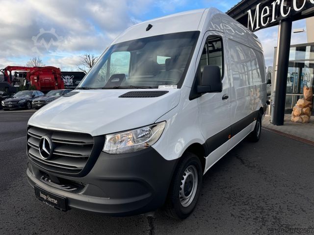 High top van MERCEDES-BENZ Sprinter 317 CDI 3665 Klima AHK Kamera Fenster