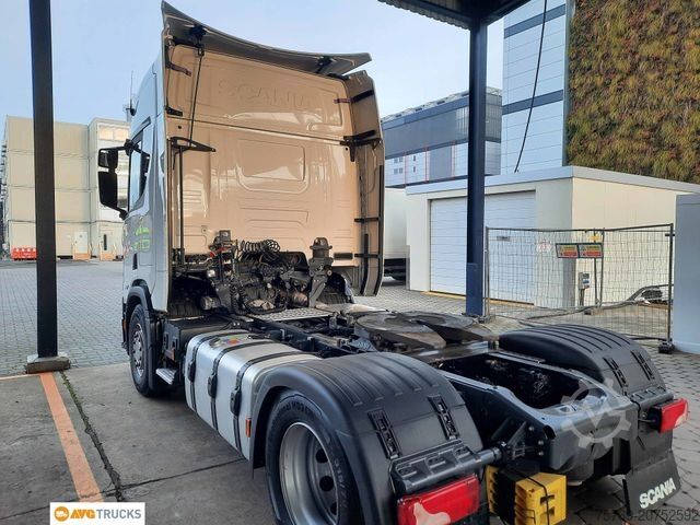 Standaard trekker SCANIA R 460 2-KreisHydr.+Kipphebel Retarder 2xTank