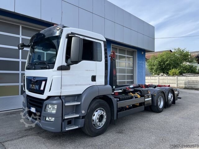 Hakowiec MAN TGS 26.470