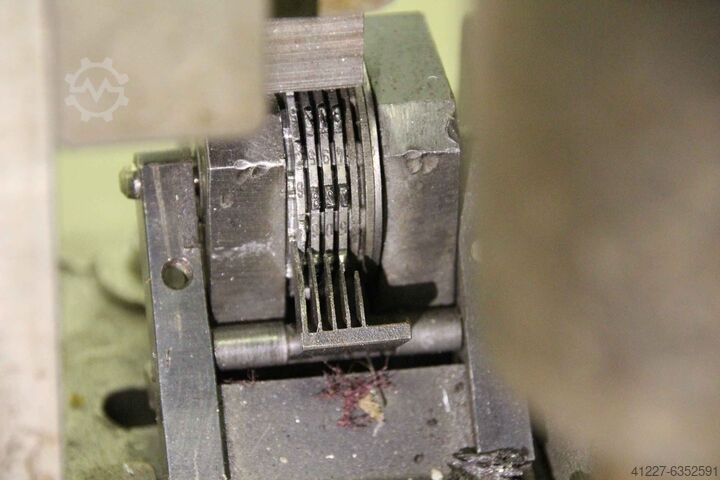 2-column punching tool unbekannt 450/265/H305 mm