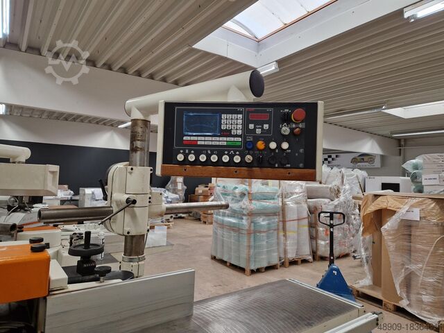 Frees met kantelbare spindel SCM t 150 class