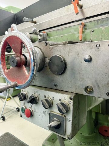 Fresadora universal Panak FV-2