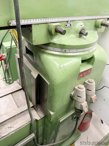 Fresadora universal Panak FV-2