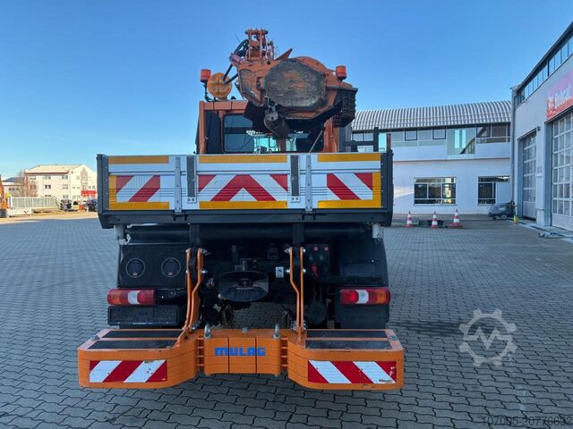 Inny Mercedes-Benz Unimog U 427 mit Mulag Kombinationmähwerk MKM 700