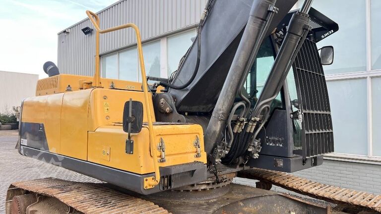 Crawler excavator Volvo EC 300 D L