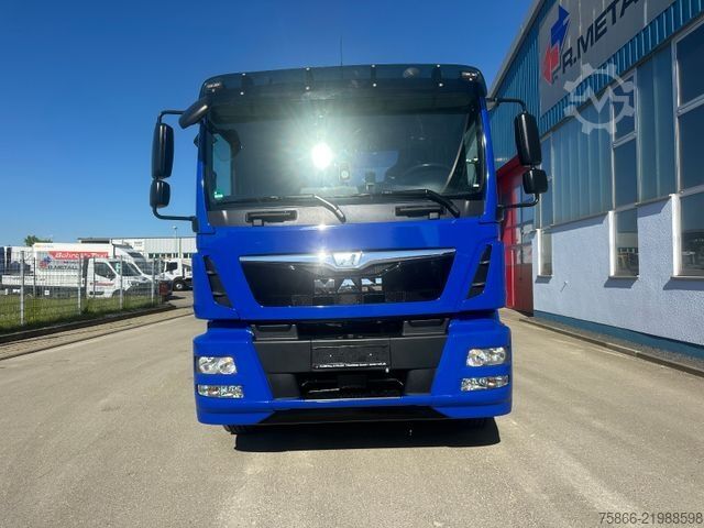 Autocarro con cassone fisso MAN 18.340 TGM BL HMF 1030 K3 nbedienung