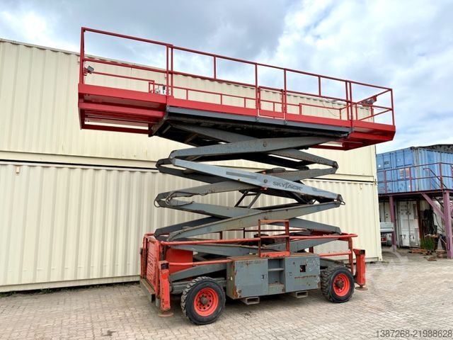 Arbeitsbühne Skyjack SJ9250RT 4x4 / 17.2 Meter / 2015 BJ