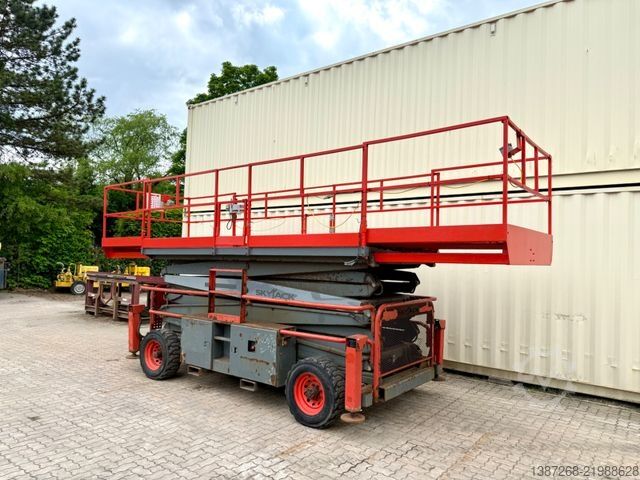 Arbeitsbühne Skyjack SJ9250RT 4x4 / 17.2 Meter / 2015 BJ