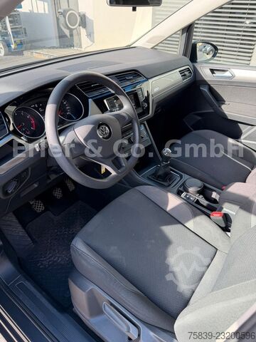 Miniautocarro VW Touran 1.2 TSI Trendline BMT