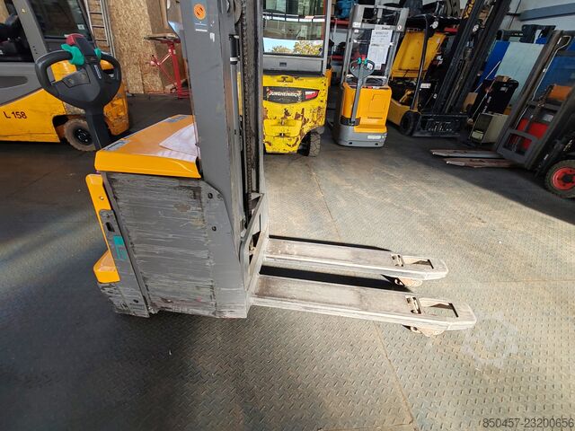 Traspallet manuale Jungheinrich EJD 120 2021y/ 2m/ 3703mh