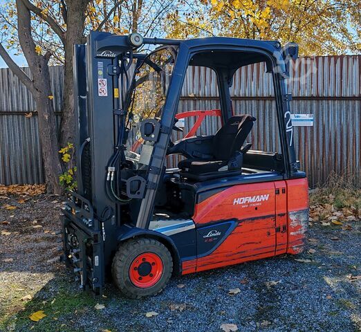 Elétrico 3 rodas Linde E16L-02 / 86% batt/ 4.14m
