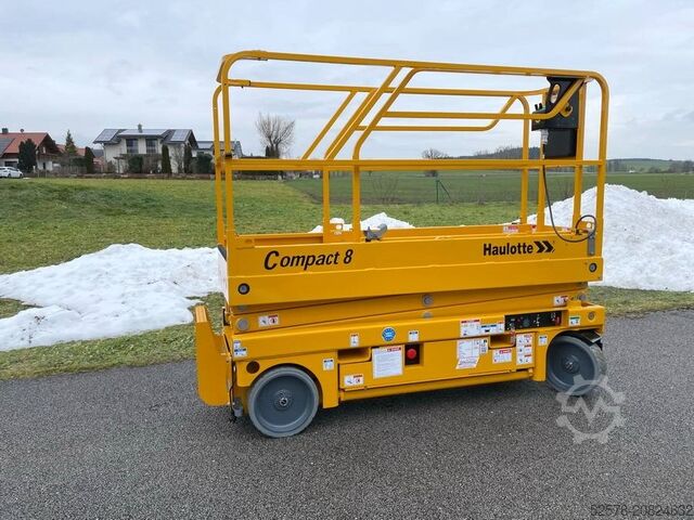 Schaarlift Haulotte Compact 8