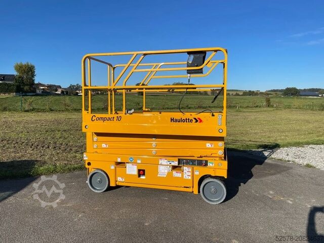 Scissor lift Haulotte Compact 10