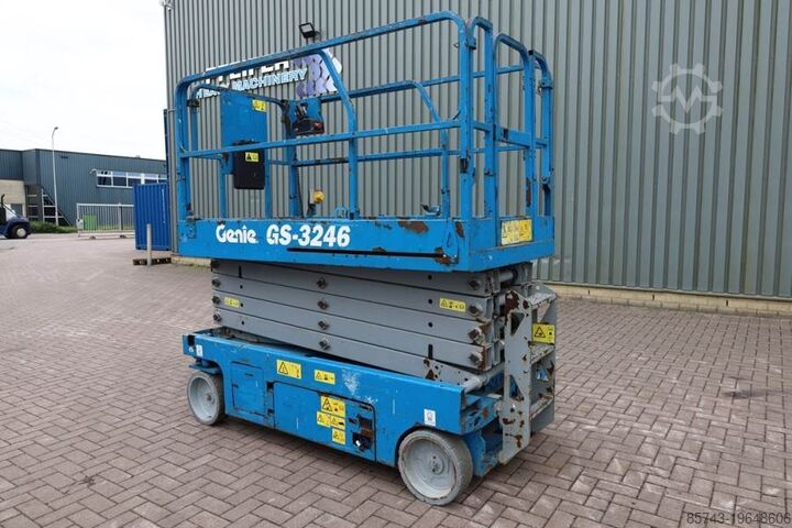 Schaarlift Genie GS3246 Electric, Working Height 11.75 m, 318kg Cap