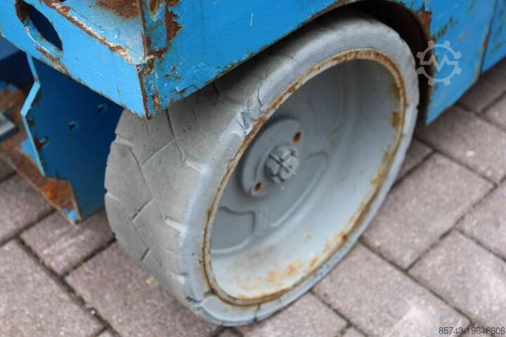 Schaarlift Genie GS3246 Electric, Working Height 11.75 m, 318kg Cap