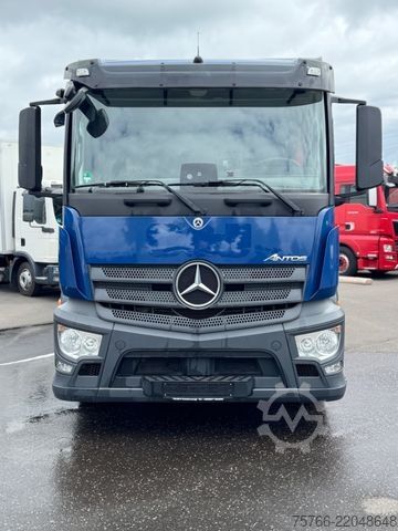 Camião plataforma com lona MERCEDES-BENZ ANTOS 2536 L /LENKACHSE / EDSCHA / RADSTAND 5,5m