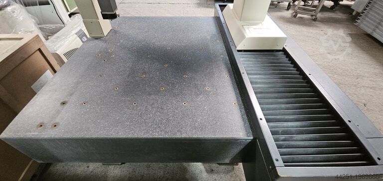 Machine à mesurer tridimensionnelle, machine de mesure Mitutoyo BN706