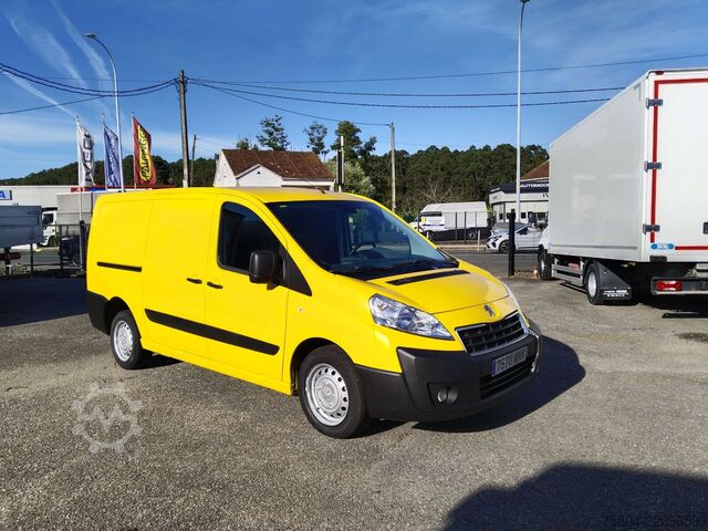 Dobozos furgon Peugeot Expert L