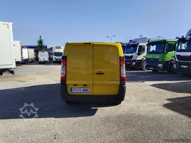 Dobozos furgon Peugeot Expert L