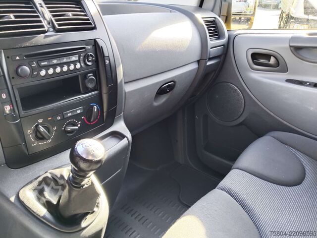 Dobozos furgon Peugeot Expert L