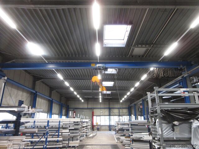 Guindaste de cobertura Guindaste de interior Guindaste de pista Demag Portalkran Hallenkran + Stahlbau Demag Seilzug 2,5t 2500Kg Länge 36x14,5m