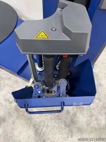 Envolvedora automática de palets con preestirado de film Lantech Q 300 XT ( 3893 )