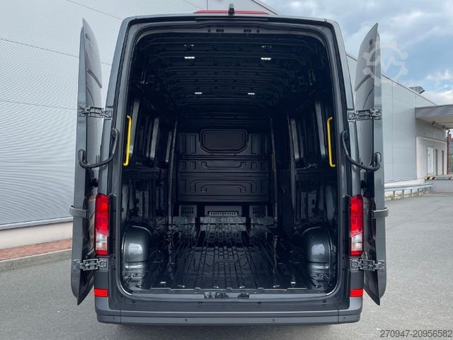 Furgão de teto alto MAN TGE 3.180 L4H3 Kasten STANDHZ ACC LED SITZHZ