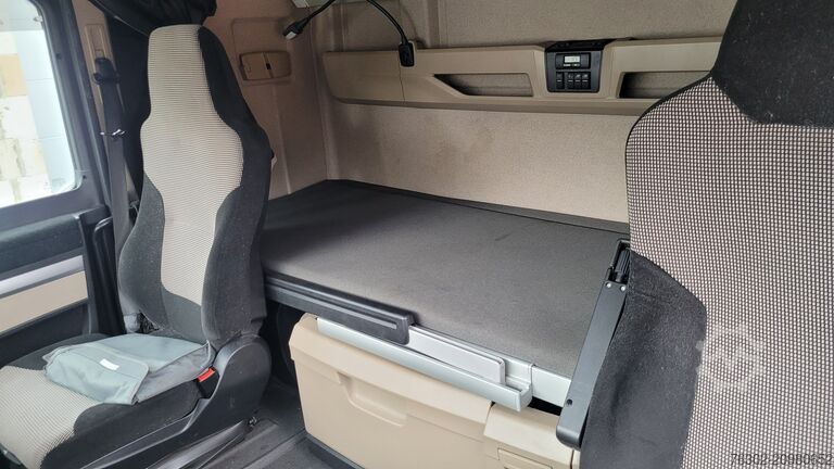 Hookloader MAN 24.500 Jumbo BDF Multi Standklima Retar