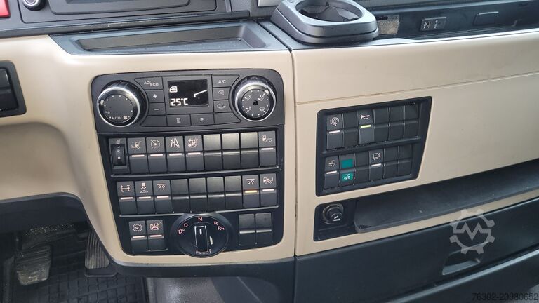 Sklápìè se sjízdìcí nástavbou MAN 24.500 Jumbo BDF Multi Standklima Retar