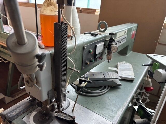 μηχανή συγκόλλησης καπλαμά Kuper FWJ900