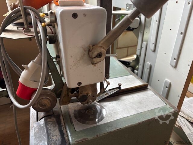 Fineerlijmmachine Kuper FWJ900