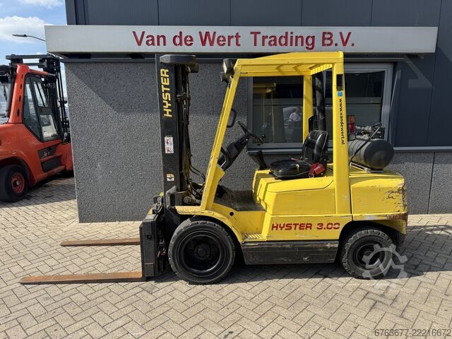Hyster H3.00XM Duplo 335 sideskift / gaffelspreder LPG 1997 HYSTER H3.00XM Duplo 335 Sideshift /  Vorkversteller LPG 1997