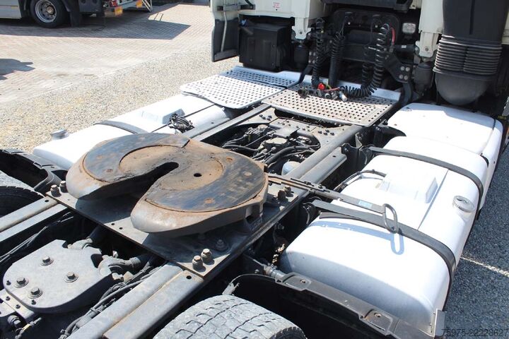 Tractora standard DAF trattore stradale ribassato usato