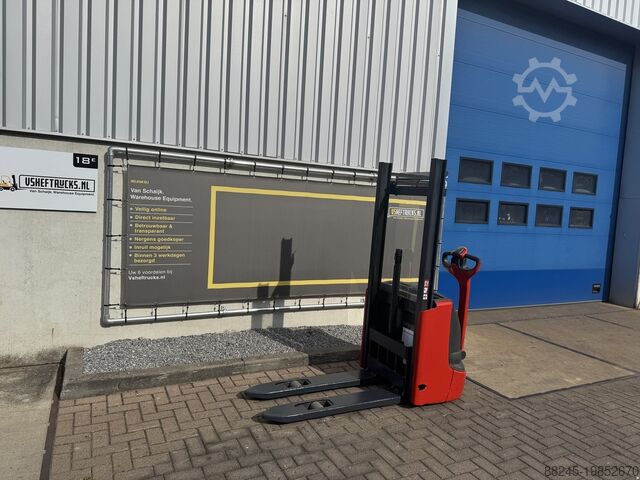 VS-22331 elektromos kompakt targoncá Linde. L10B 1.462 mm LINDE L10B