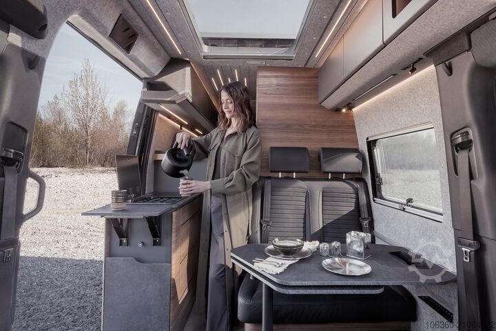 ADRIA SUPERTWIN MB 700 SGX MINI VAN CU TOALETĂ NOUĂ ADRIA SUPERTWIN MB 700 SGX