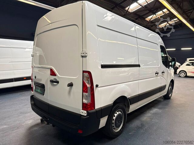 Furgoneta de caja alta RENAULT Master Kasten L2H2 Klima Tempo PDC RCAM AHK 2,5T