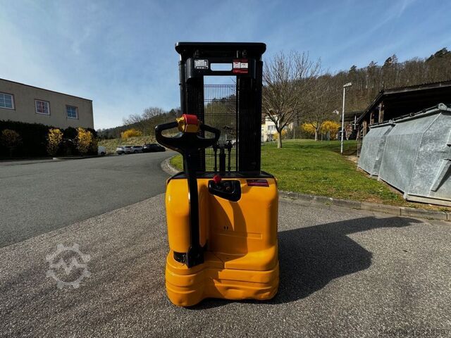 Deichselstapler Yale MS16-4328